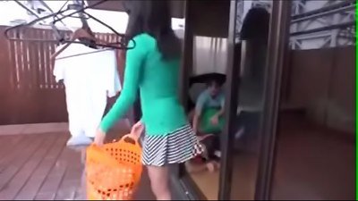 日本母亲在儿子操阿姨后殴打他的女婿和表弟在这里：https://bit.ly/JavMomHD